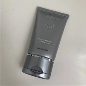 SkinMedica Makeup - $120 Skinmedica HA5 rejuvenating hydrator cream SkinMedica Makeup - $120 Skinmedica HA5 rejuvenating hydrator cream
